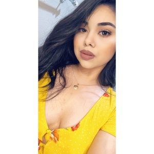 Meet your Posher, Mireya